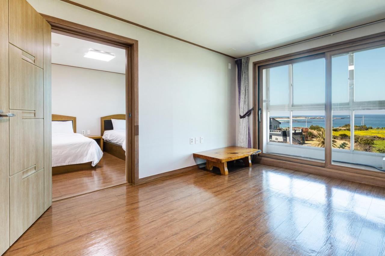 Hotel Amor Чеджудо Экстерьер фото